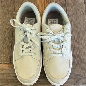 Allbirds Light Mint Green Lace-Up Sneakers, NWT, Size 8